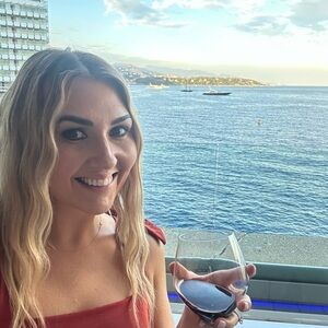 Meet your Posher, Christie